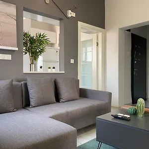 central-and-stylish-flat-in-the-heart-of-kadikoy.istanbul-turkeyhotels.com/